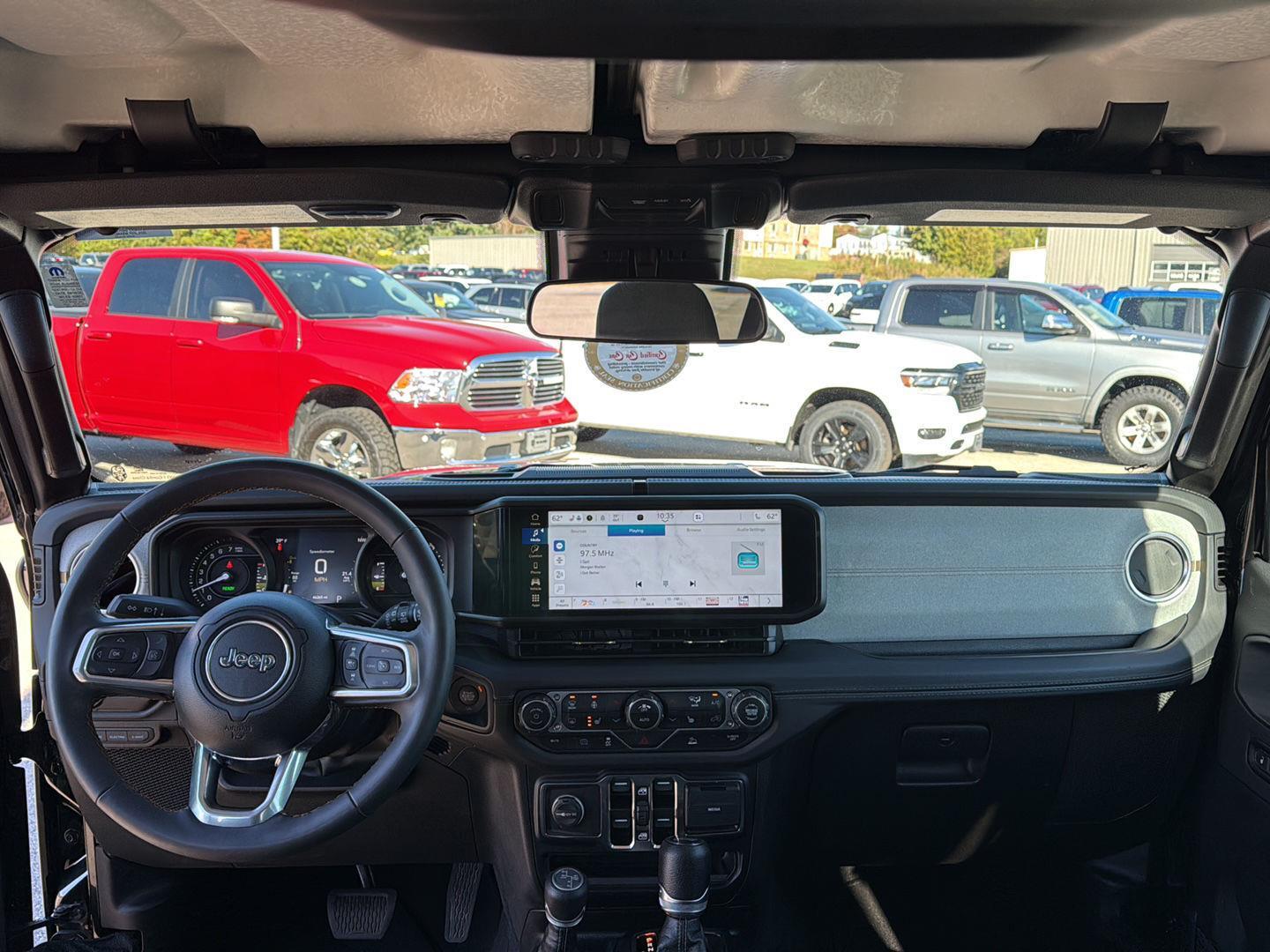 2024 Jeep Wrangler 4xe Sahara photo 3