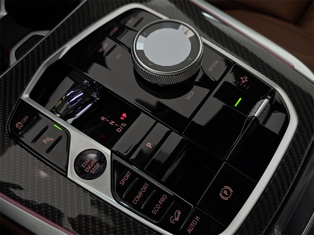 2026 Bmw X7 M60i photo 23