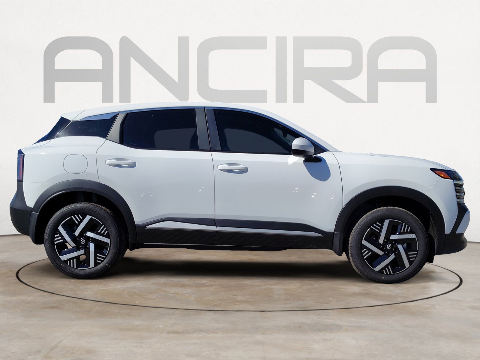 2026 Nissan Kicks SV photo 6