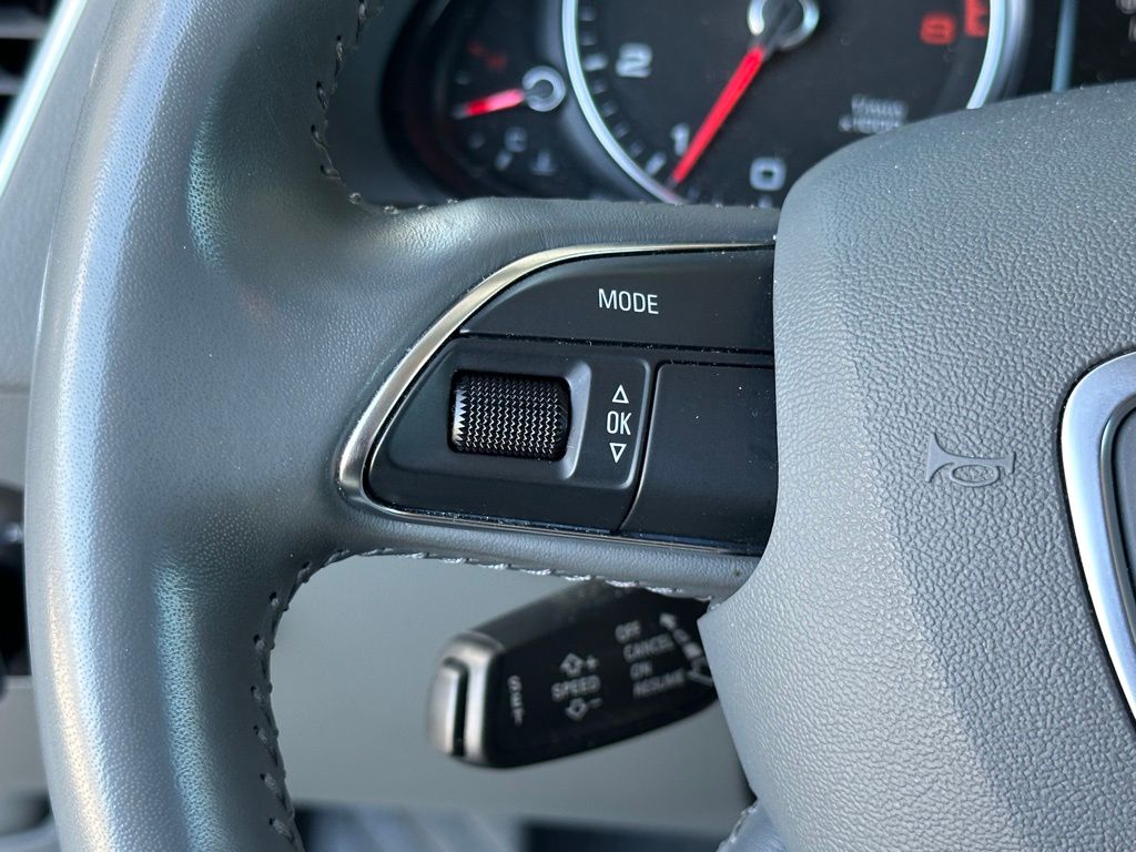 2015 Audi Q5 2.0T Premium Plus photo 11