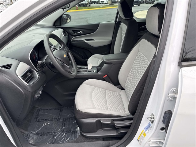 2019 Chevrolet Equinox LS photo 13