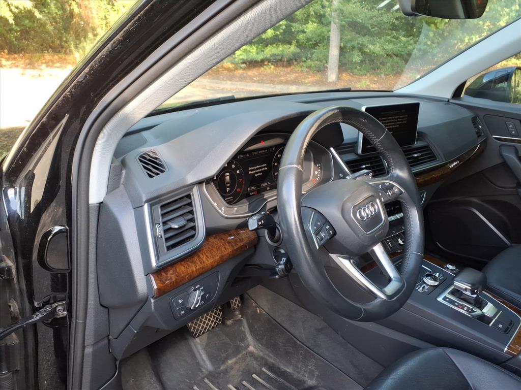 2018 Audi Q5 2.0T Premium Plus photo 14