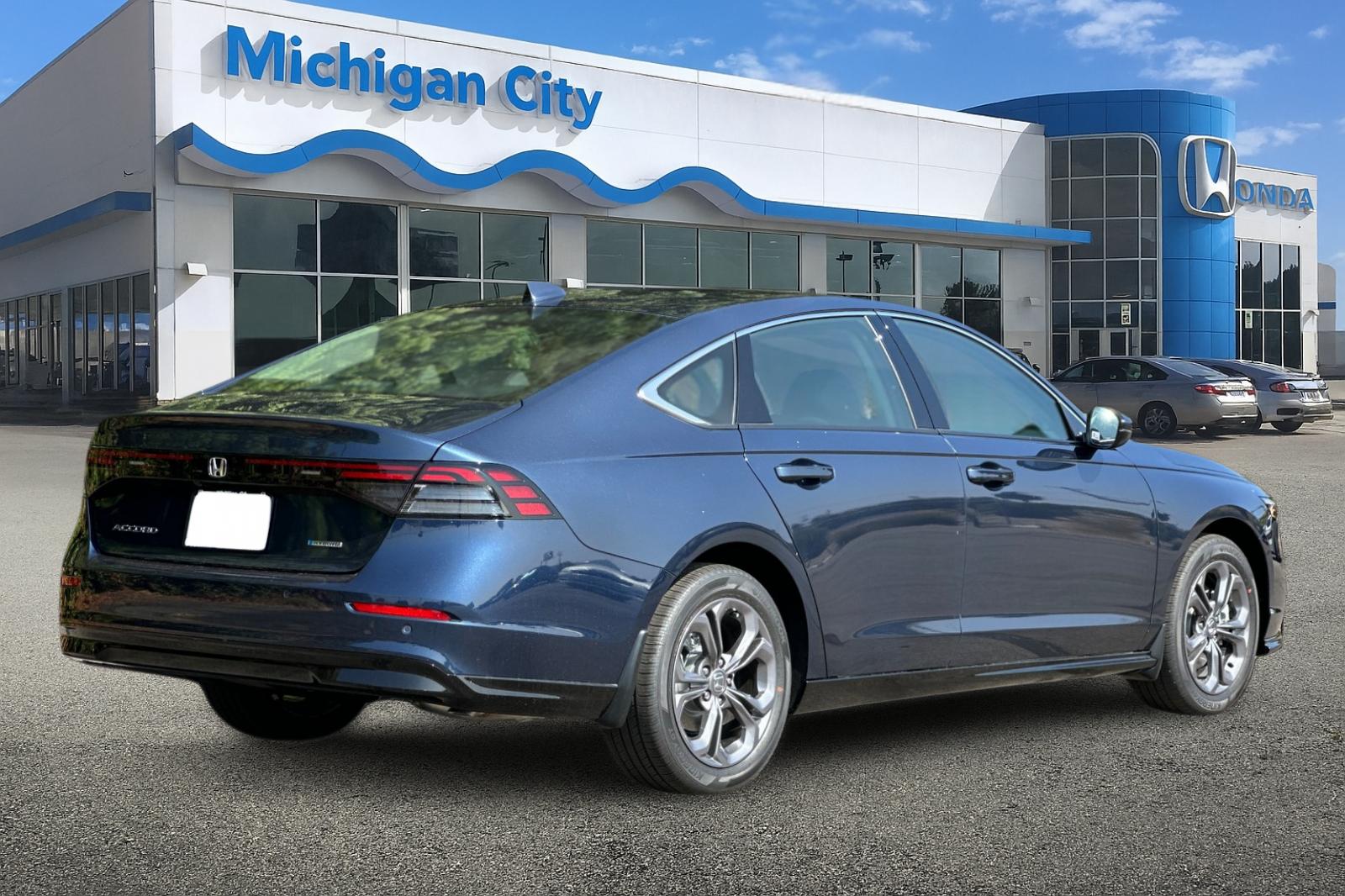 2025 Honda Accord Hybrid EX-L photo 5