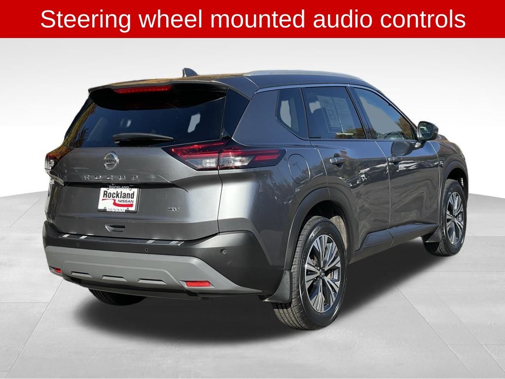 2021 Nissan Rogue SV photo 4