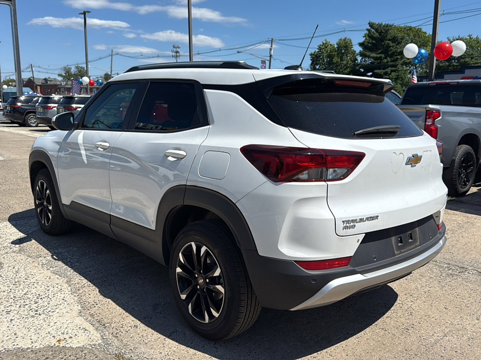 2022 Chevrolet Trailblazer LT photo 3