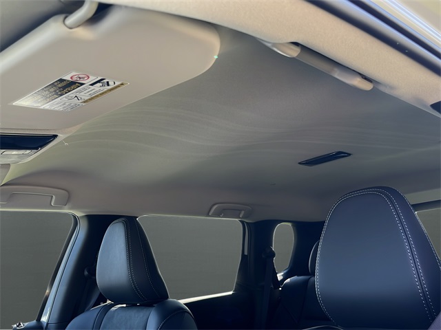 2025 Mitsubishi Outlander SE photo 9