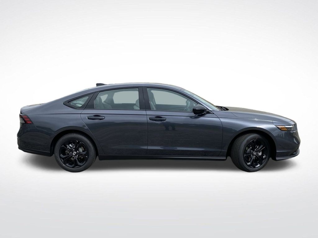 2025 Honda Accord SE photo 2