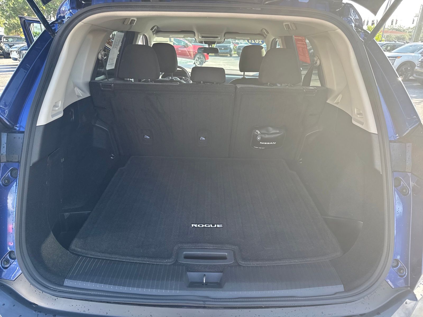 2021 Nissan Rogue S photo 21