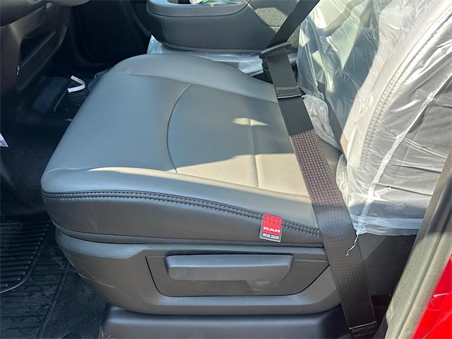 2026 Ram 3500 Tradesman photo 12