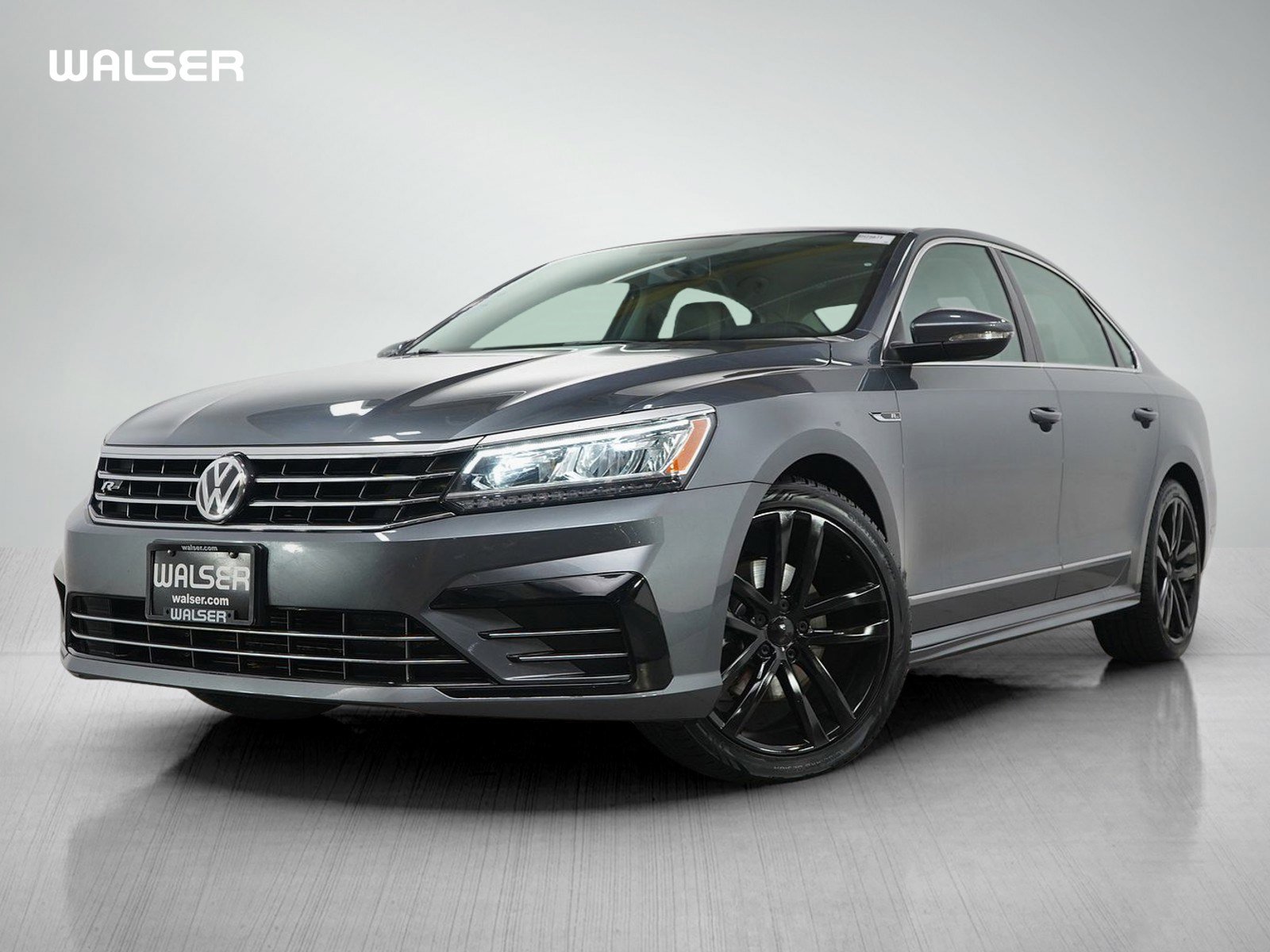 2017 Volkswagen Passat R-Line