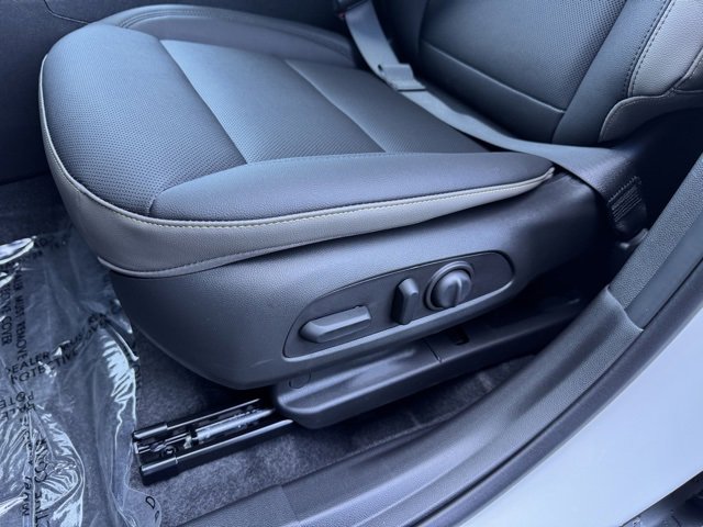 2025 Chevrolet Trax ACTIV photo 13