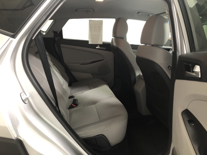 2020 Hyundai Tucson SE photo 8
