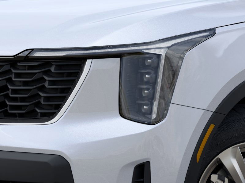 2025 Kia Sorento LX photo 10