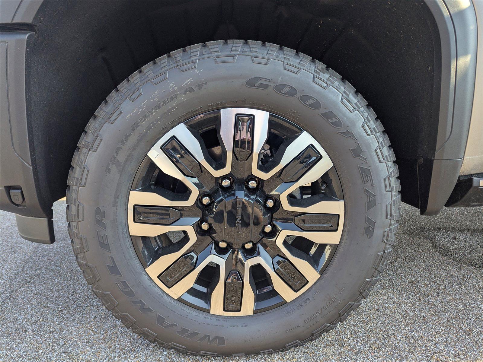 2025 Gmc Sierra 2500 HD Denali Ultimate photo 10