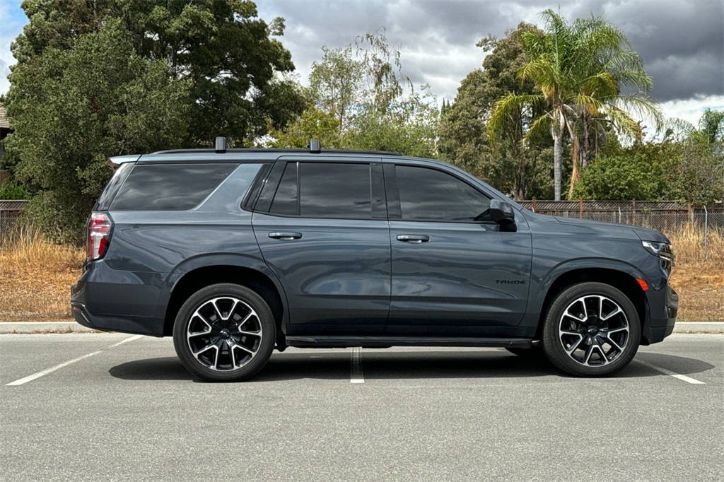 2021 Chevrolet Tahoe RST photo 3