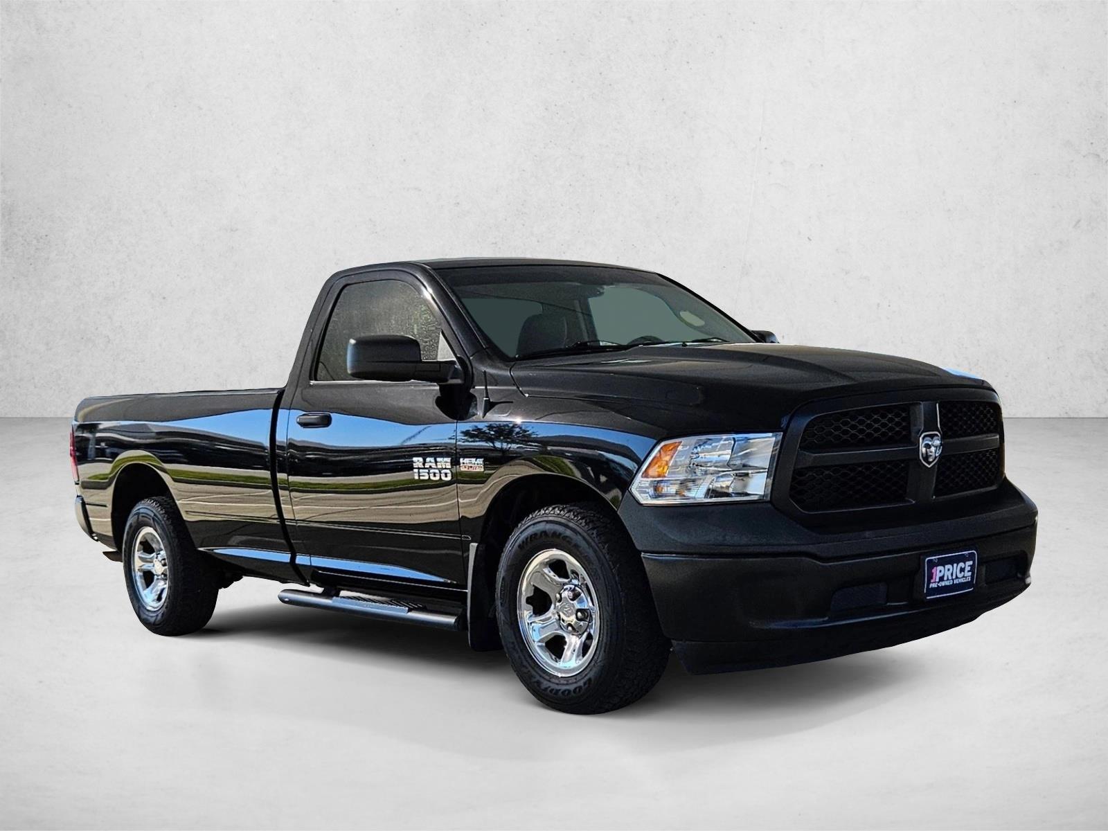 2017 Ram 1500 Tradesman photo 3