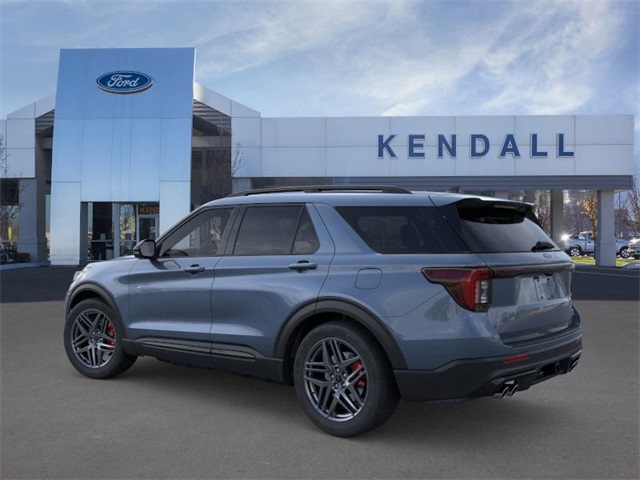 2025 Ford Explorer ST photo 4