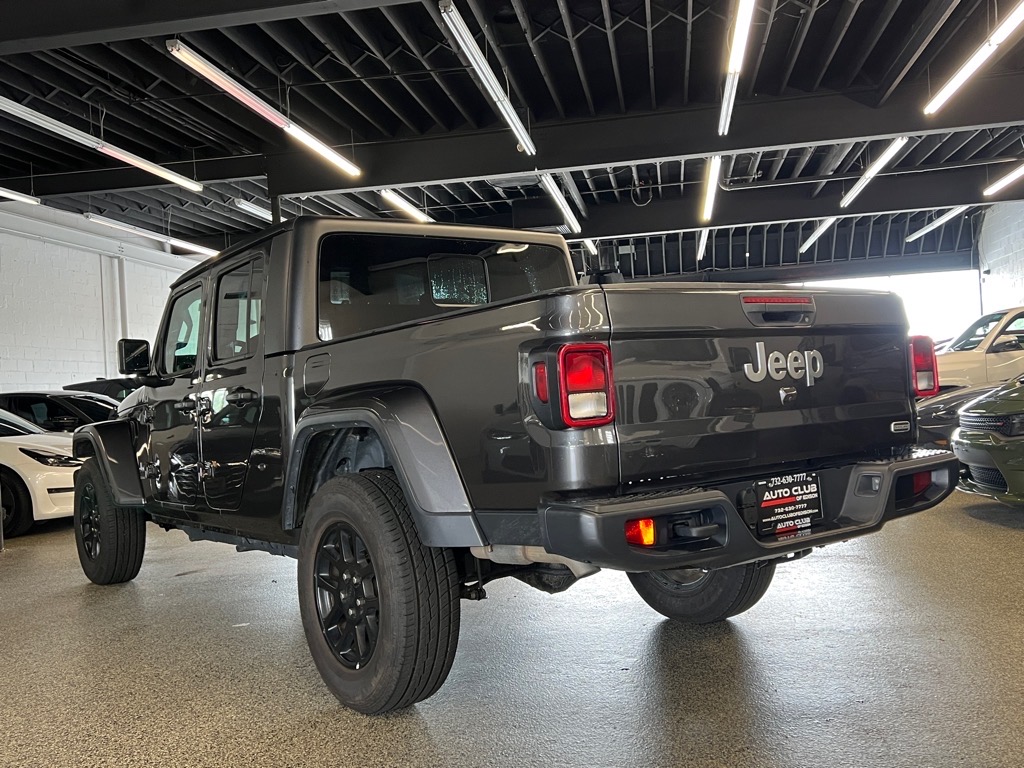 2023 Jeep Gladiator Overland photo 4