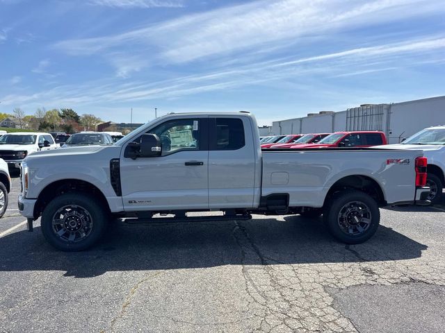 2025 Ford F-250 XL photo 2