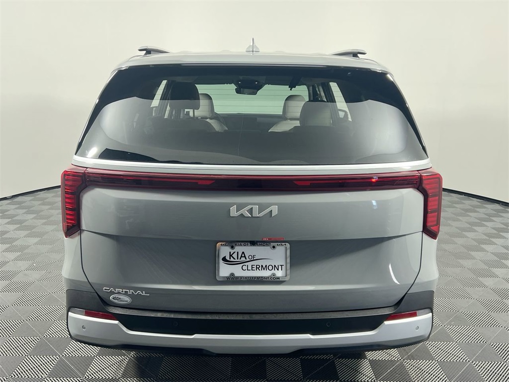 2026 Kia Carnival EX photo 4
