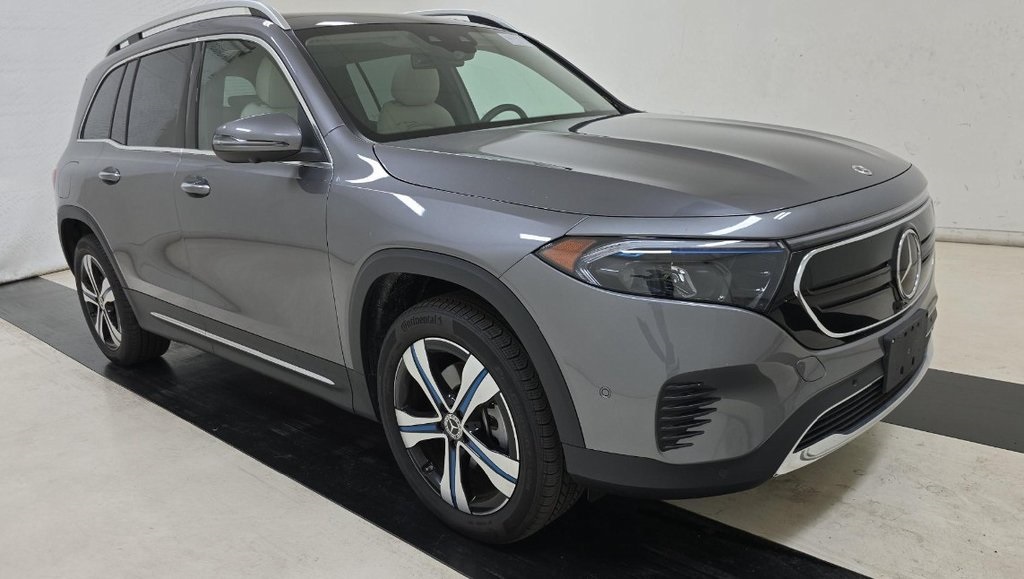 2023 Mercedes Benz EQB 300 4MATIC photo 3