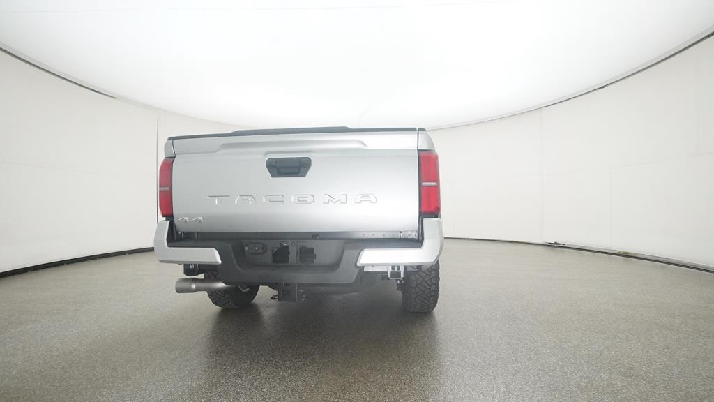 2025 Toyota Tacoma SR5 photo 17