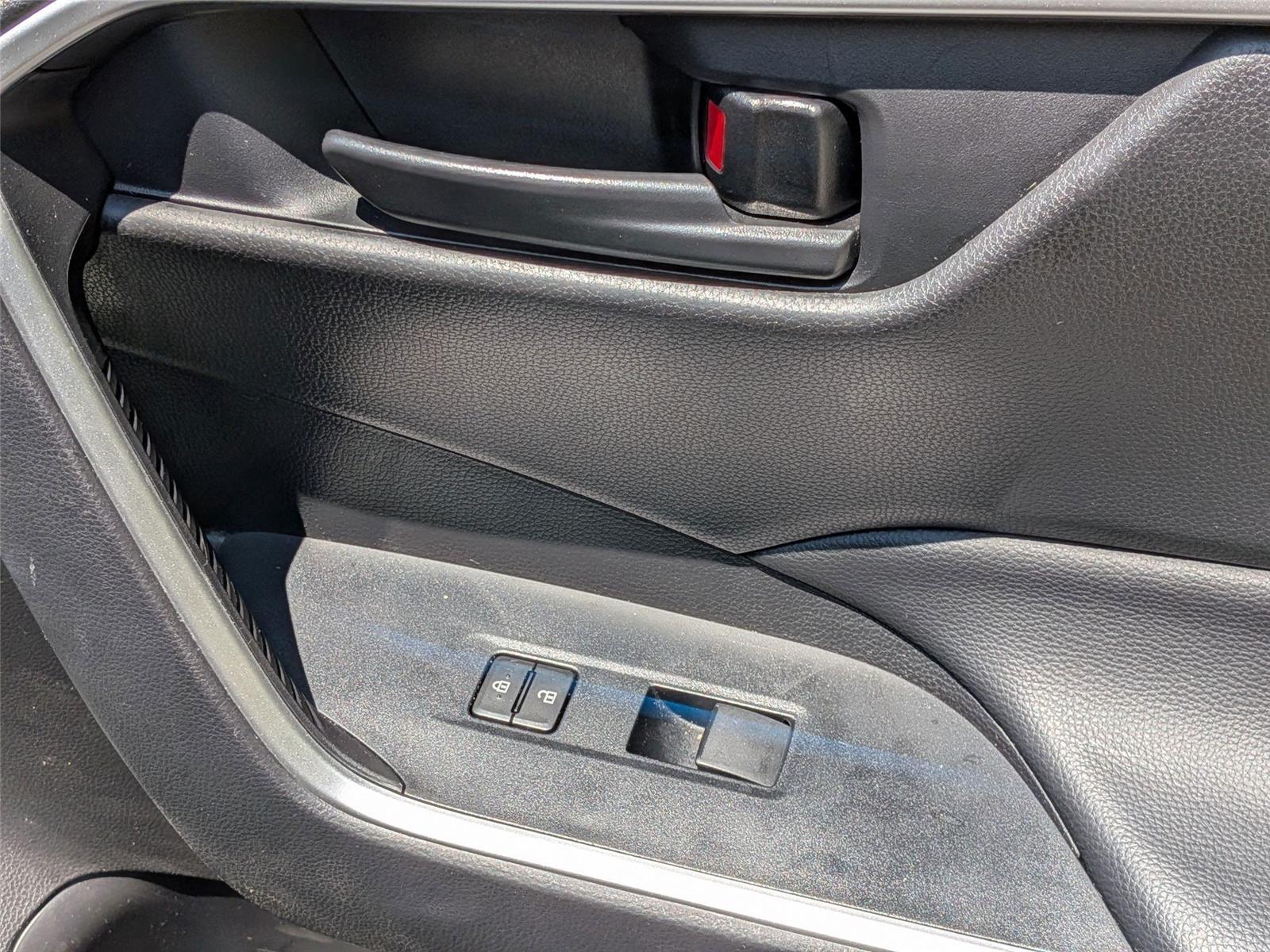 2024 Toyota RAV4 LE photo 30