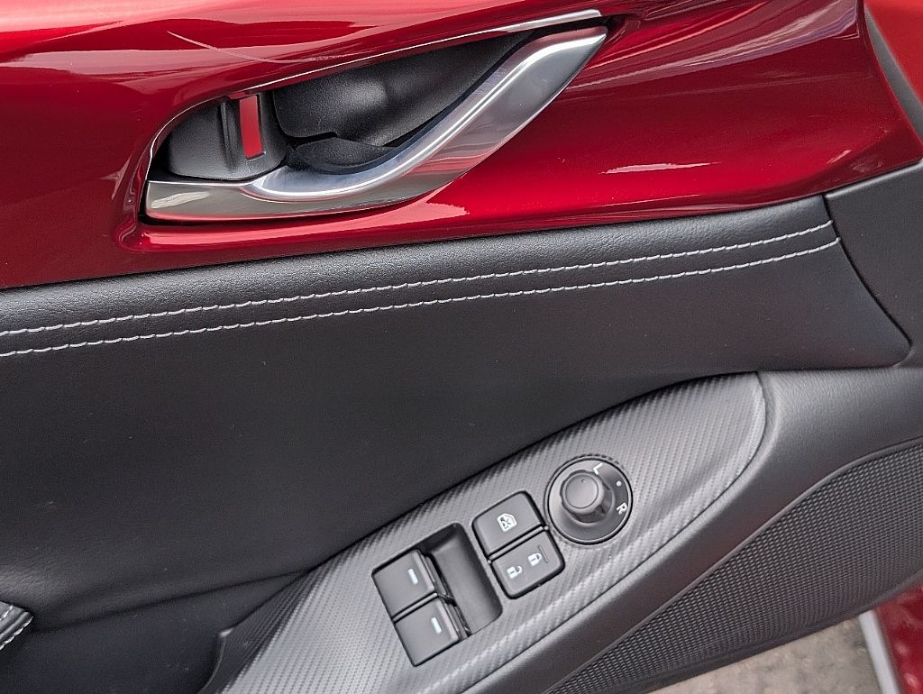 2025 Mazda MX-5 Miata Miata Grand Touring photo 22
