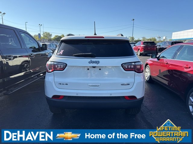 2017 Jeep Compass North Edition Latitude photo 3