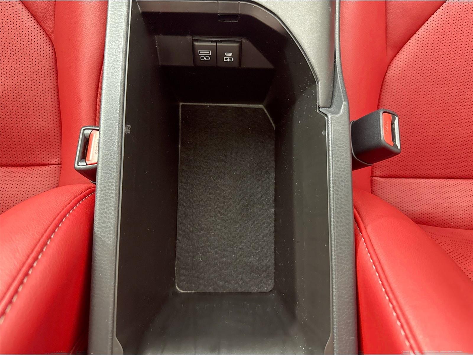 2024 Toyota Camry XSE V6 photo 28