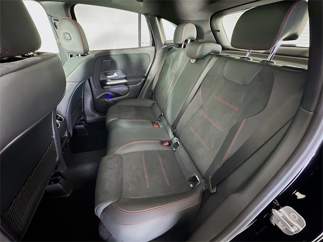 2025 Mercedes Benz GLA 250 photo 21