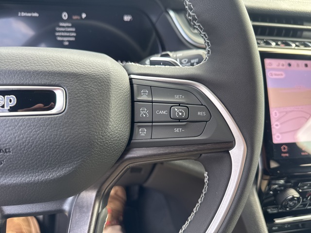 2025 Jeep Grand Cherokee Limited photo 20