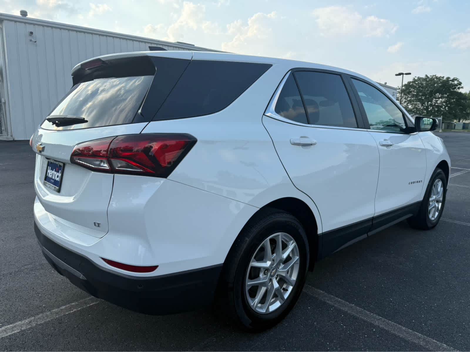 2023 Chevrolet Equinox LT photo 5