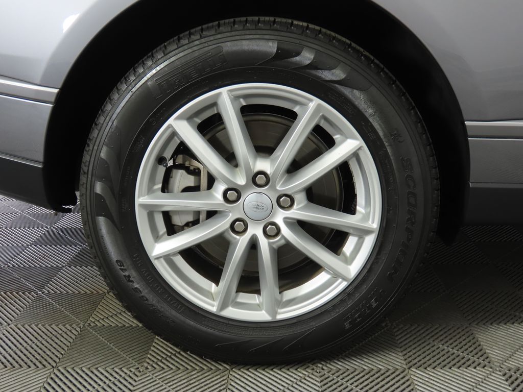 2021 Land Rover Range Rover Base photo 25