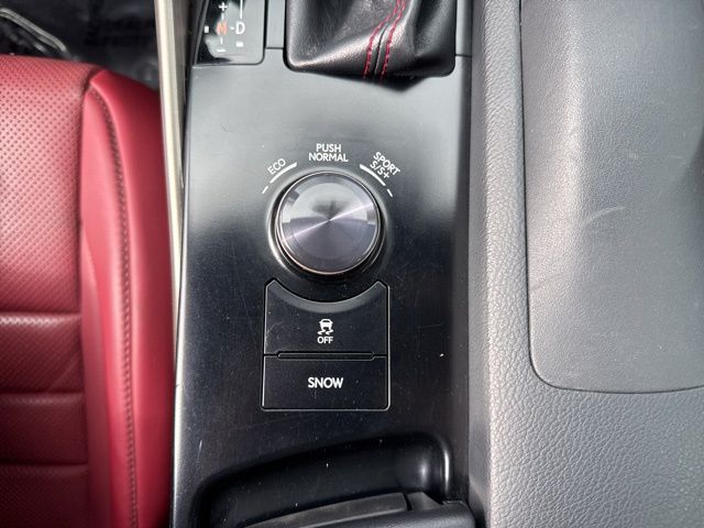 2014 Lexus IS 350 photo 33