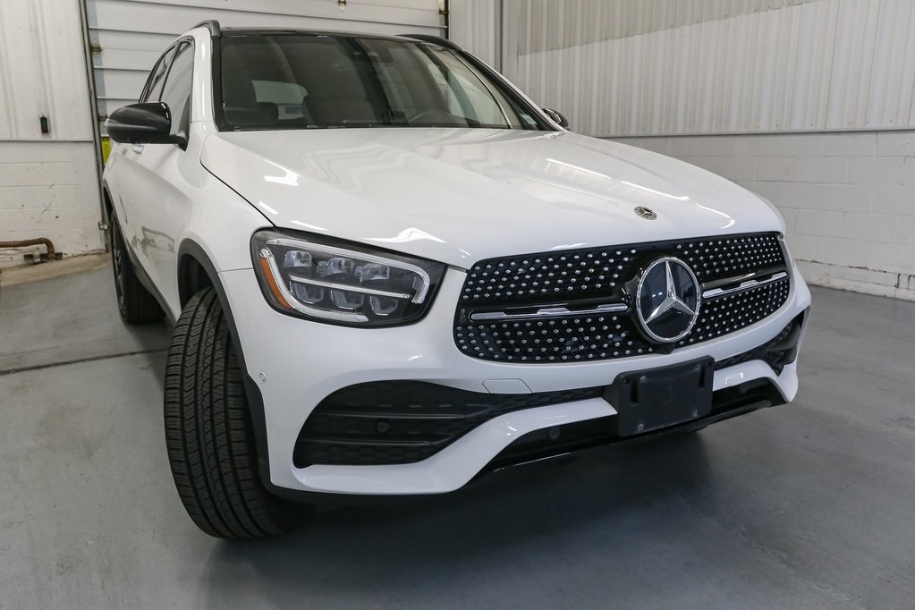 2022 Mercedes Benz GLC 300 4MATIC photo 2