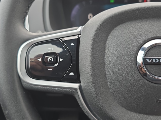 2023 Volvo XC90 Ultimate AWD photo 17
