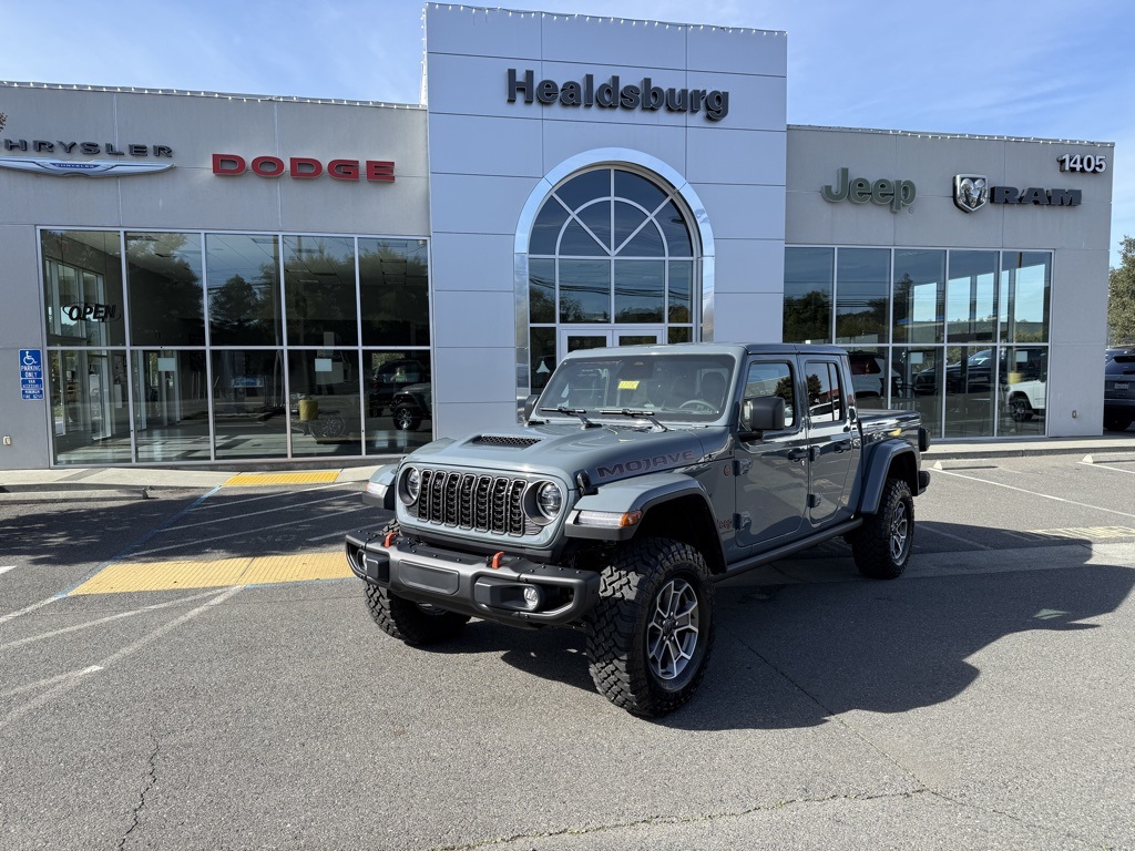 2026 Jeep Gladiator Mojave X's photo