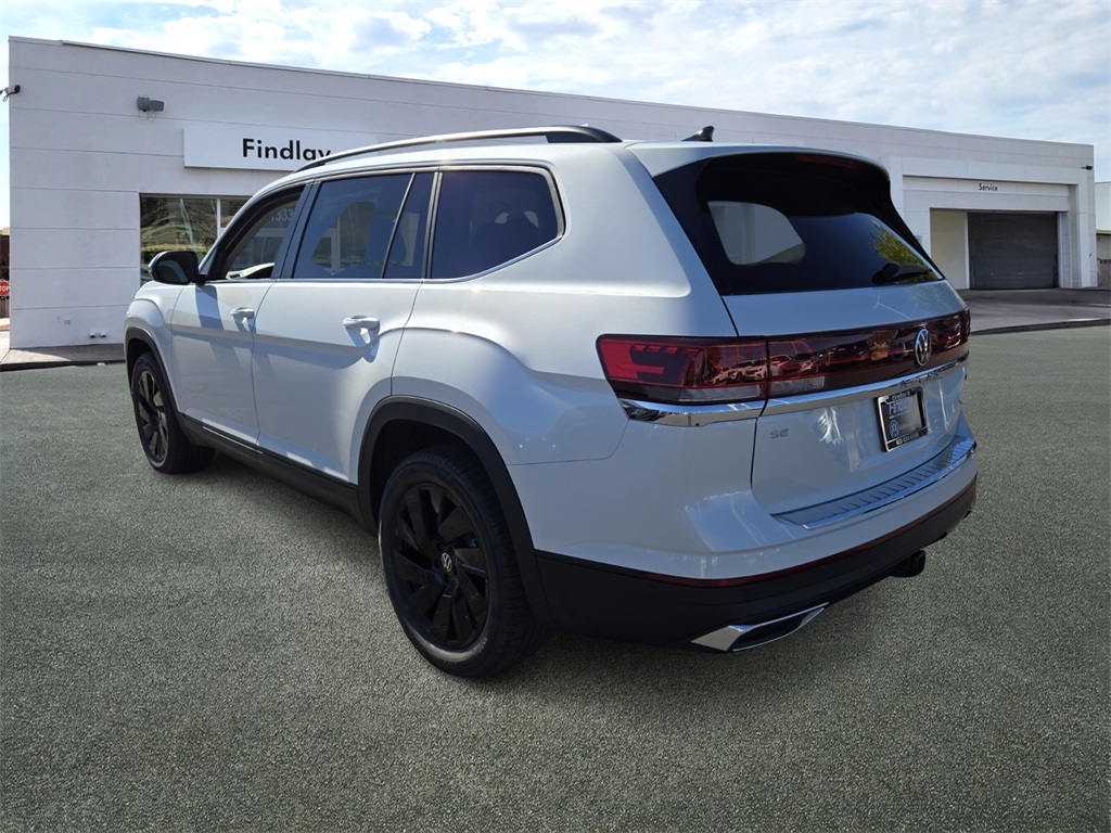 2026 Volkswagen Atlas SE Technology photo 4