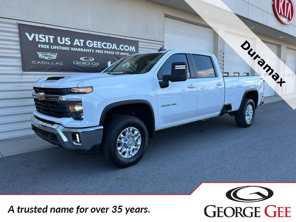 2024 Chevrolet Silverado 3500HD LT's photo