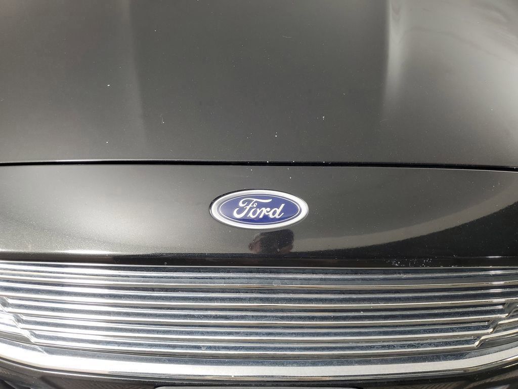 2014 Ford Fusion SE photo 8