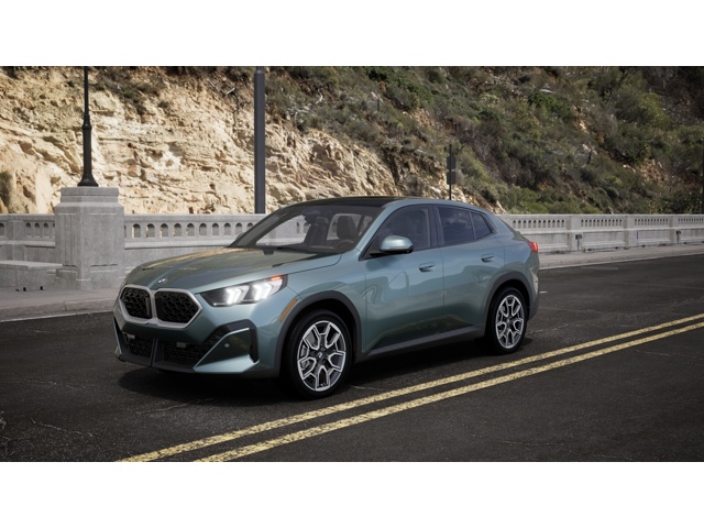 2026 BMW X2 28i's photo