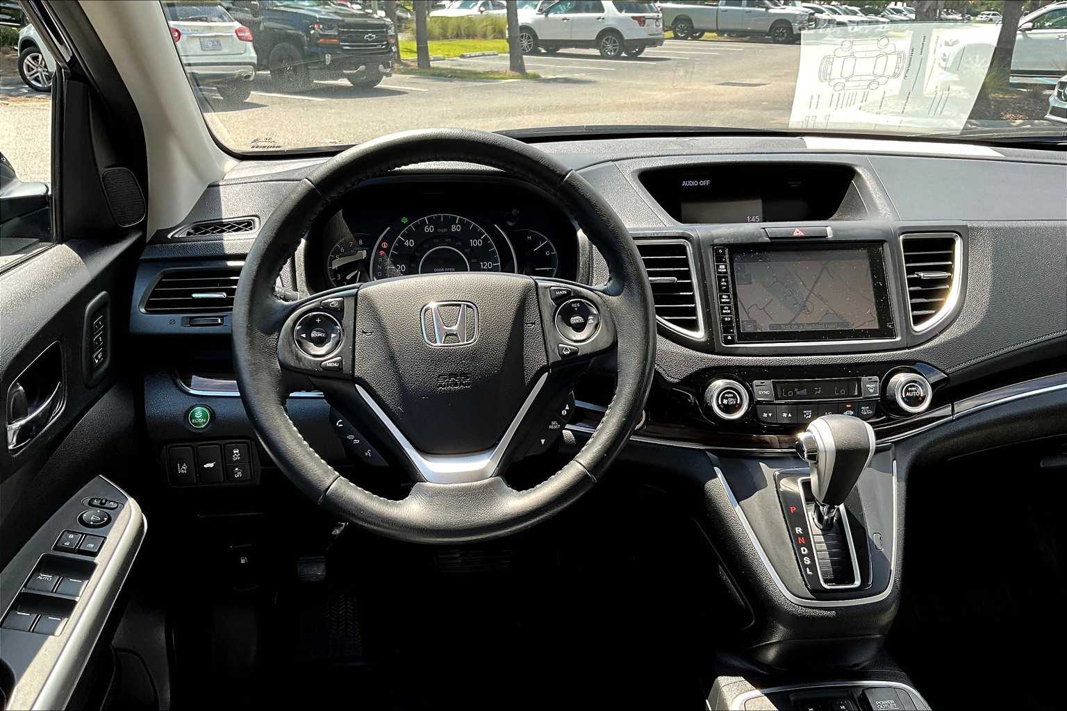 2015 Honda CR-V Touring photo 5