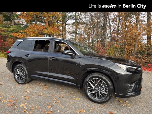 2026 Lexus TX Premium's photo