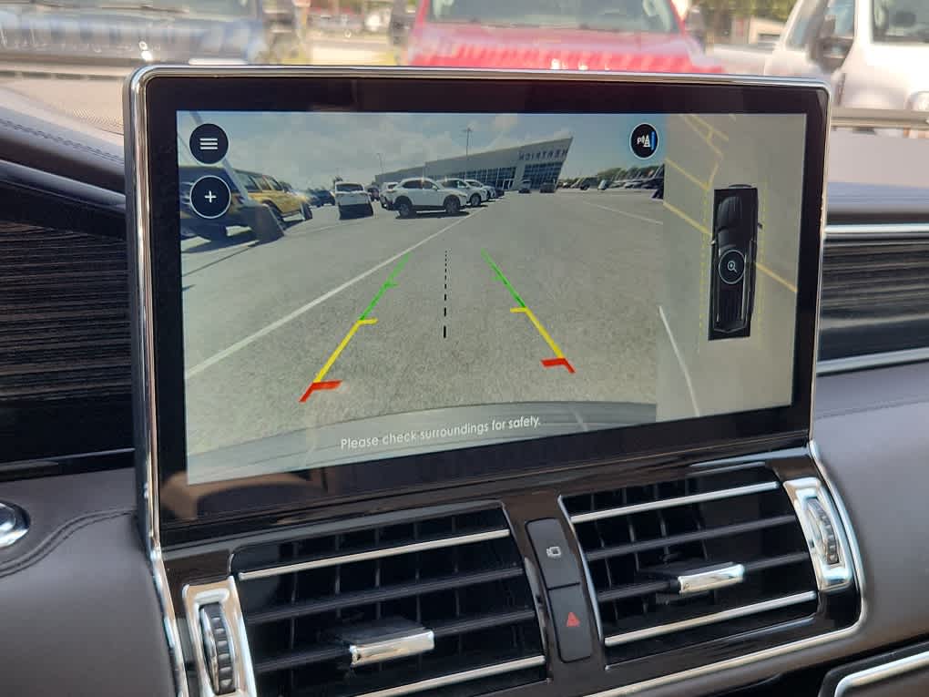 2022 Lincoln Navigator Black Label photo 15