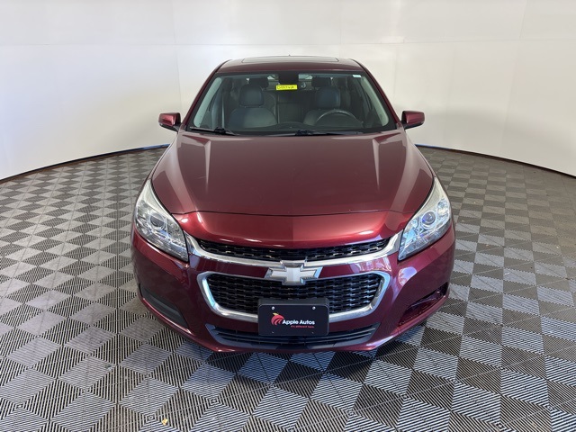 2015 Chevrolet Malibu 1LT photo 2