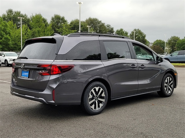 2026 Honda Odyssey EX-L photo 2