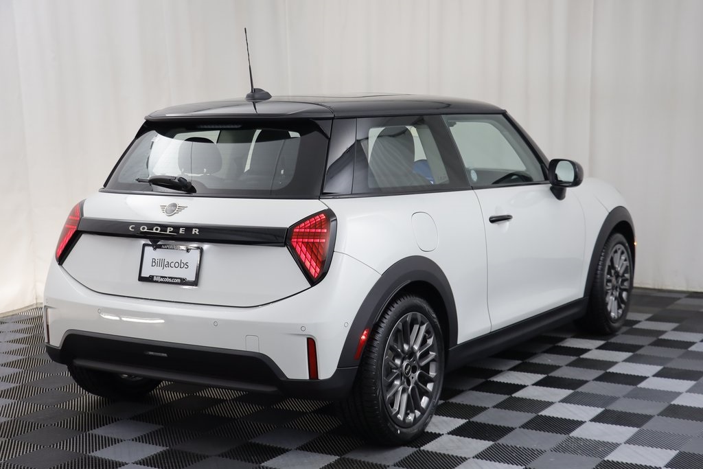 2025 Mini Cooper 2 Door Hardtop Signature photo 17