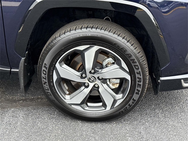 2024 Toyota RAV4 Prime SE photo 11