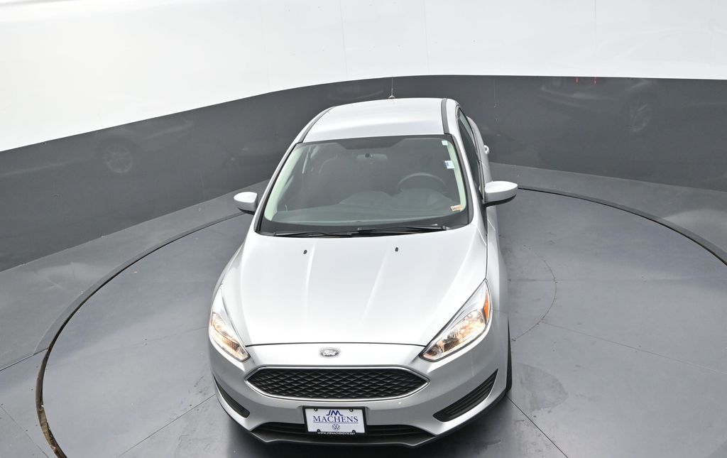 2018 Ford Focus SE photo 11